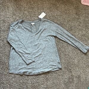 a new day Gray V-Neck Long Sleeve Pullover